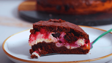 Рецепт шоколадного пирога, как торт — вкуснее Праги и Спартака - 285x160