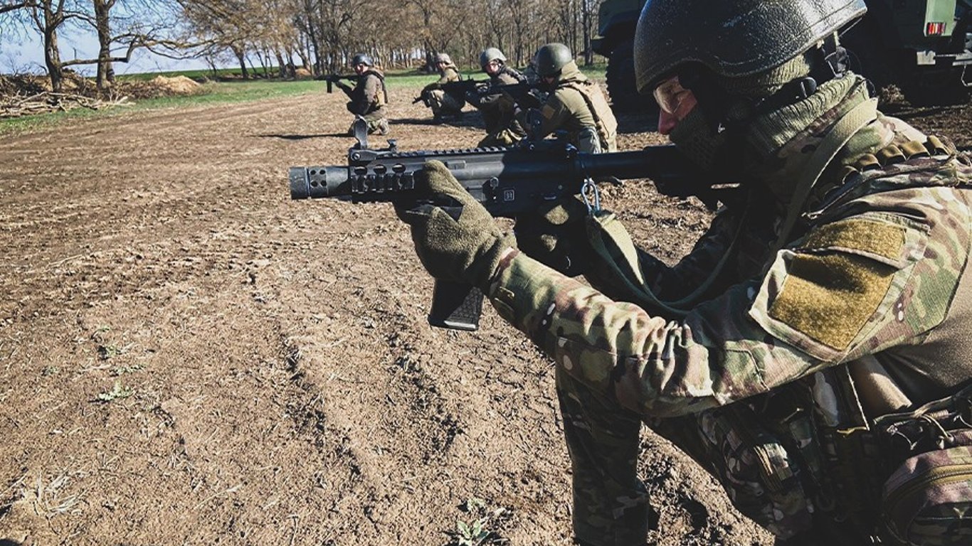 В Одесской области гвардейцы овладели тактикой боя в лесу