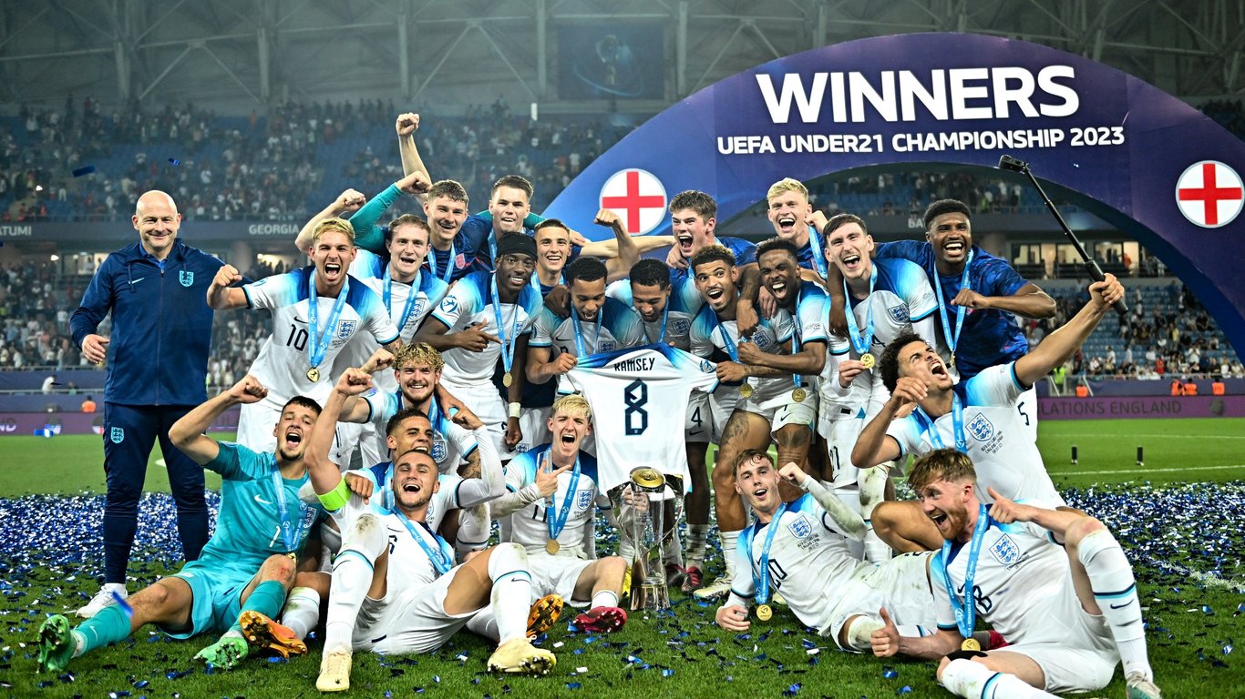 Англия победила Испанию в финале Евро-2023: "трем львам" покорилось топ-достижение