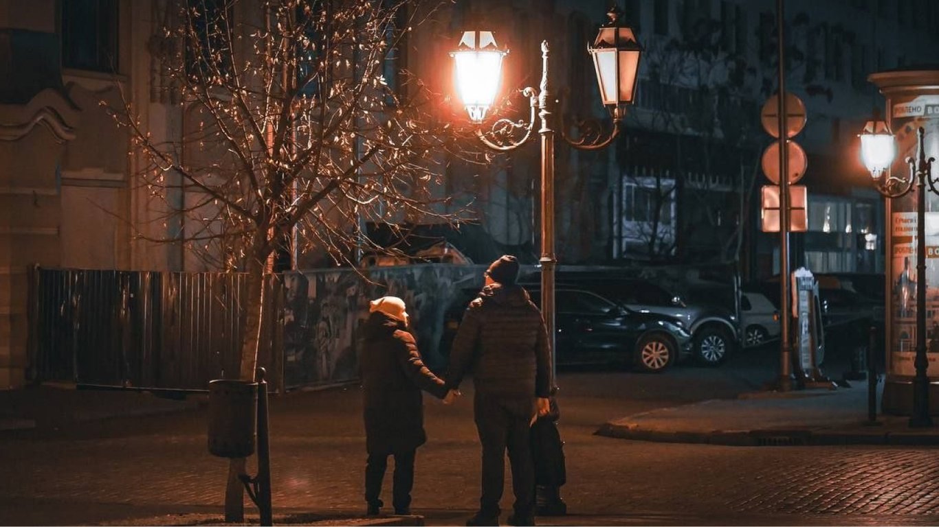 Графіки відключень в Одесі: ситуація в енергосистемі завтра