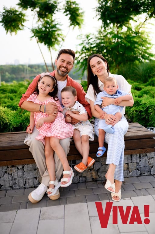 Тімур Мірошниченко розсекретив ім'я всиновленого сина та сфотографувався з ним для глянцю - фото 5