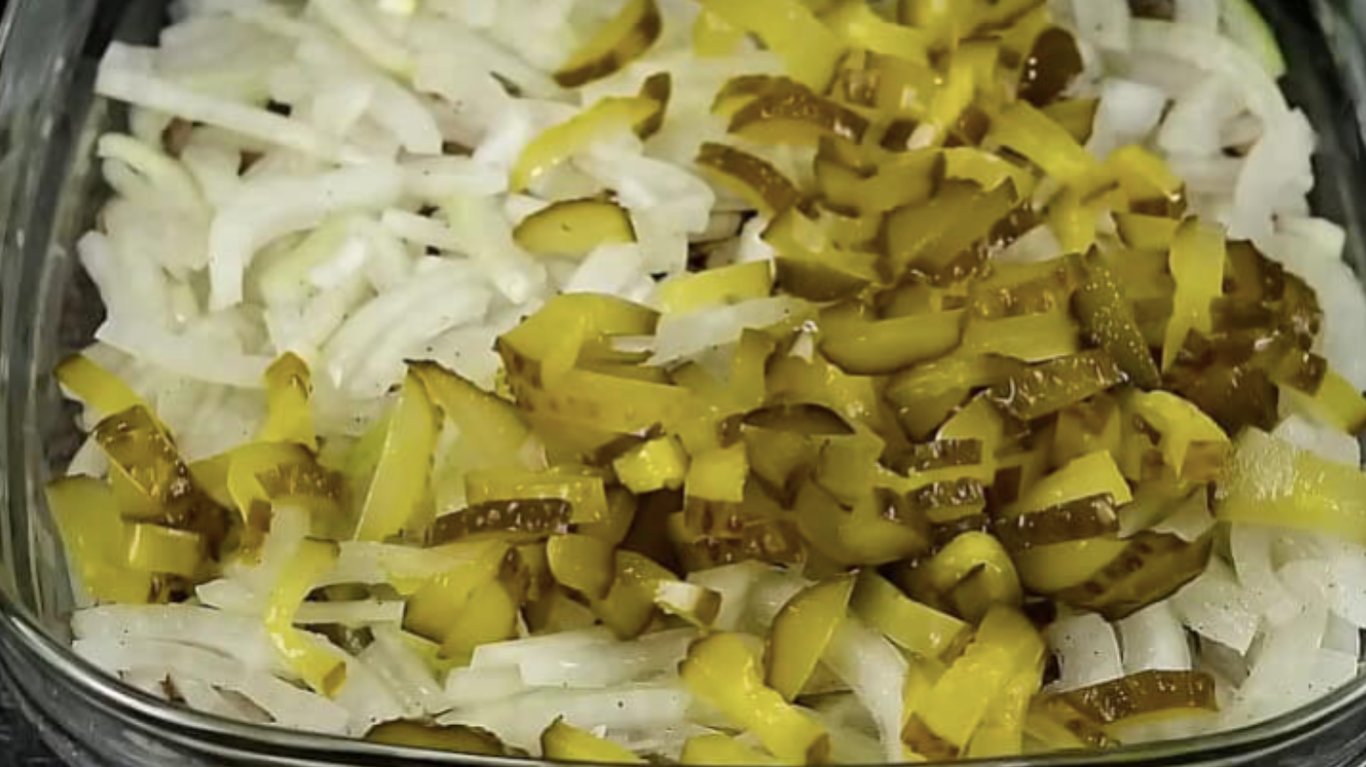 смачний рецепт салату з печінкою