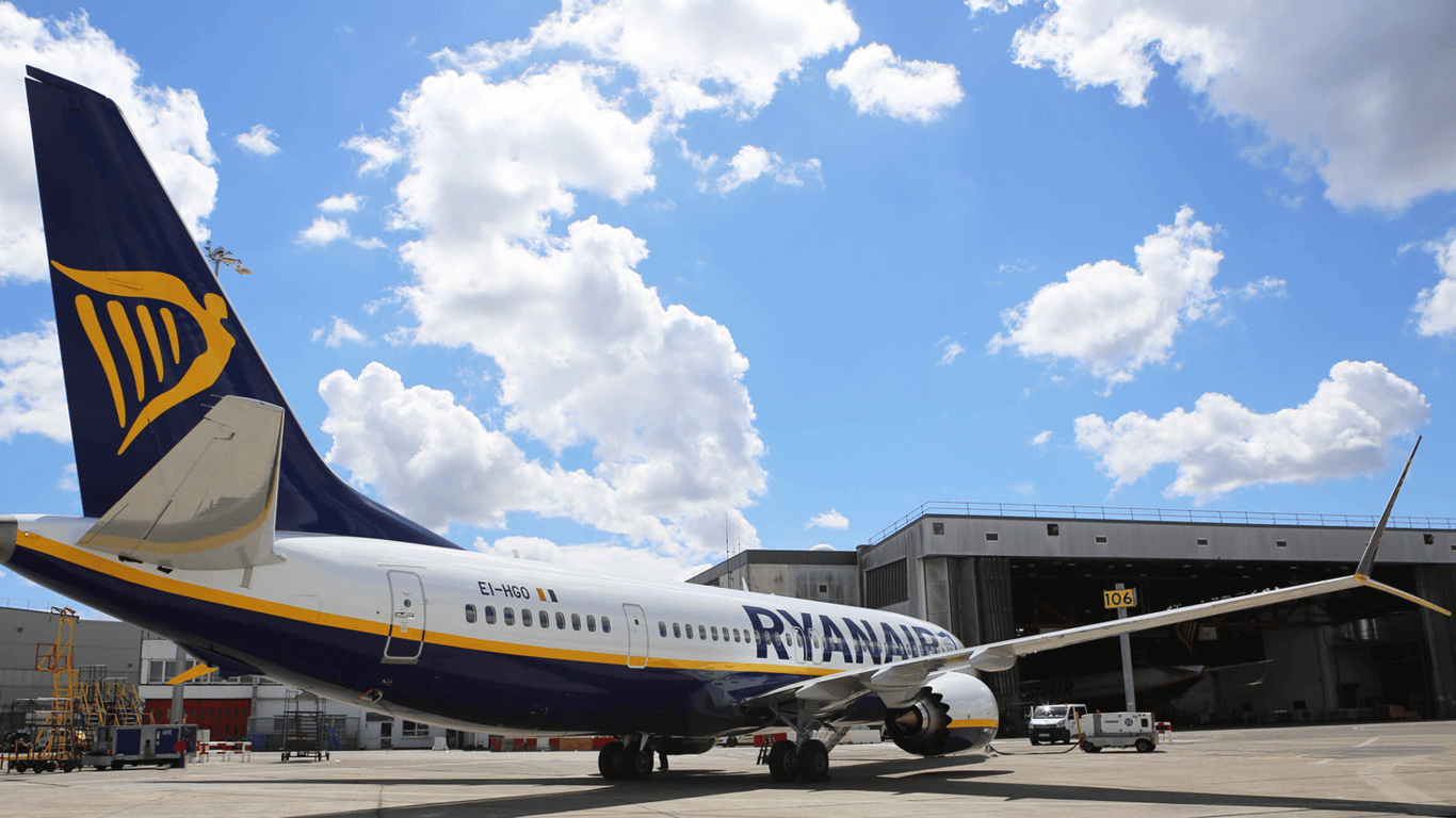 Ryanair запустив розпродаж перед Великоднем: доступні напрямки від 16 євро
