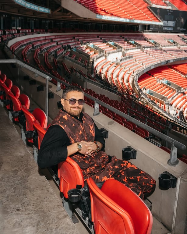 Александр Усик