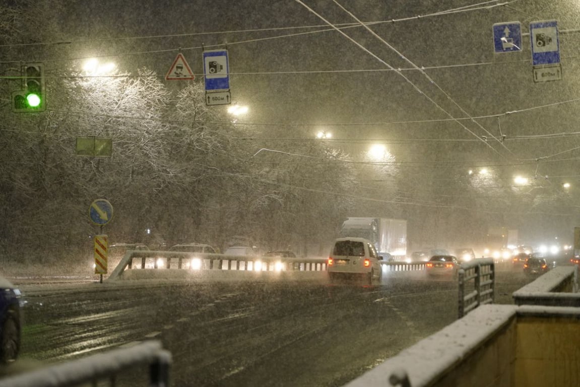 прибирання снігу в Києві
