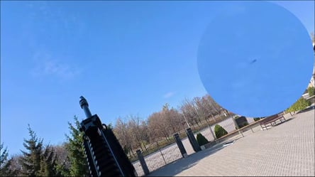 У Костянтинівці боєць врятував від дрона РФ журналістів — відео - 290x160