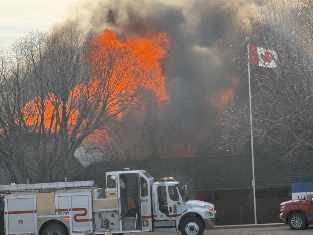 Музей просто неба в Альберті після пожежі: постраждала українська спадщина