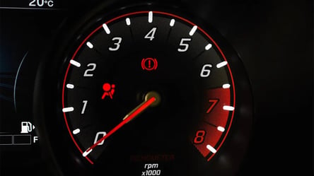 Сработал индикатор ошибки подушки безопасности авто: чем это грозит - 285x160