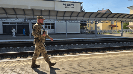 Виїзд за кордон для заброньованих: чи можна поїхати у відпустку - 290x166