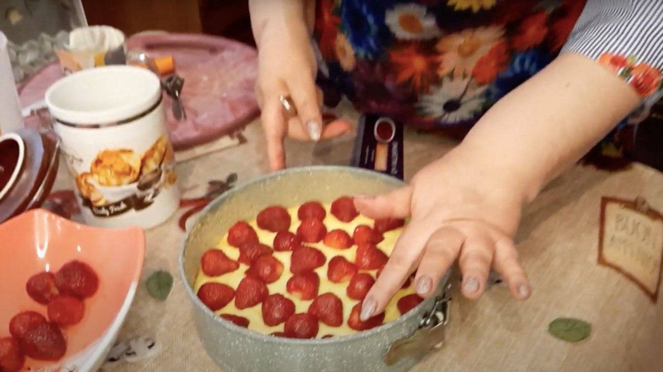 рецепт полуничного пирога