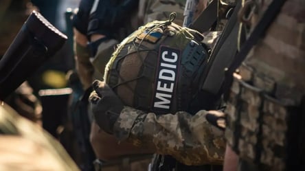 Пенсії військових лікарів: ситуації, коли ПФУ може змінити суми - 290x166