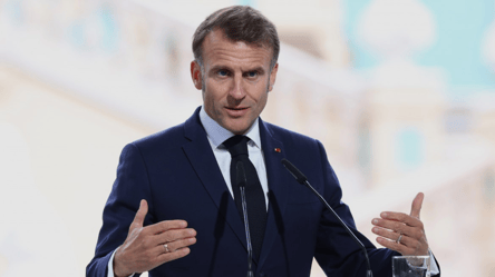 Франція хоче обмежити Україні закупівлю зброї за кошти ЄС - 290x166