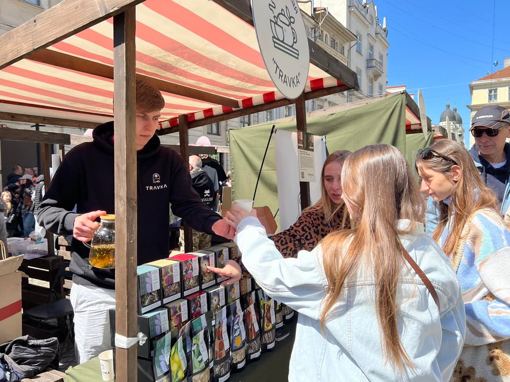 Ветерани проводять ярмарки у Львові