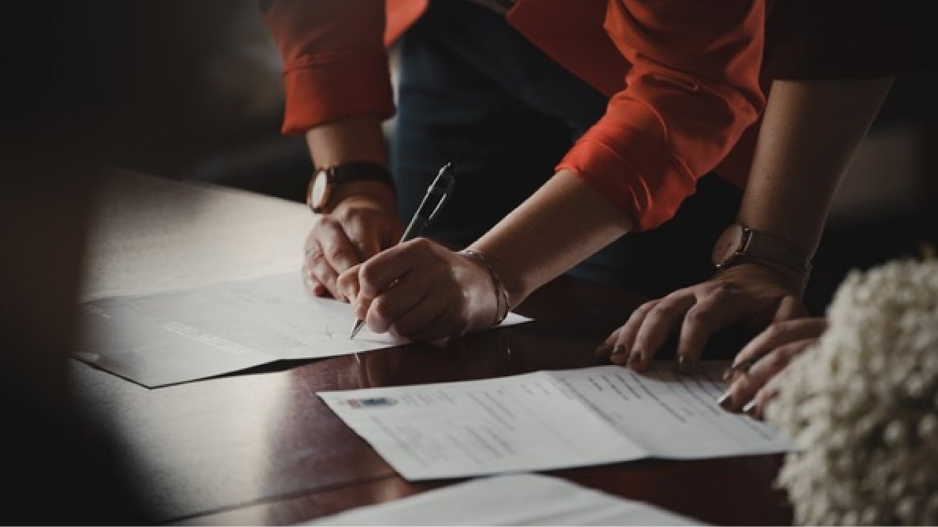 Що робити якщо працівник відмовився від повістки