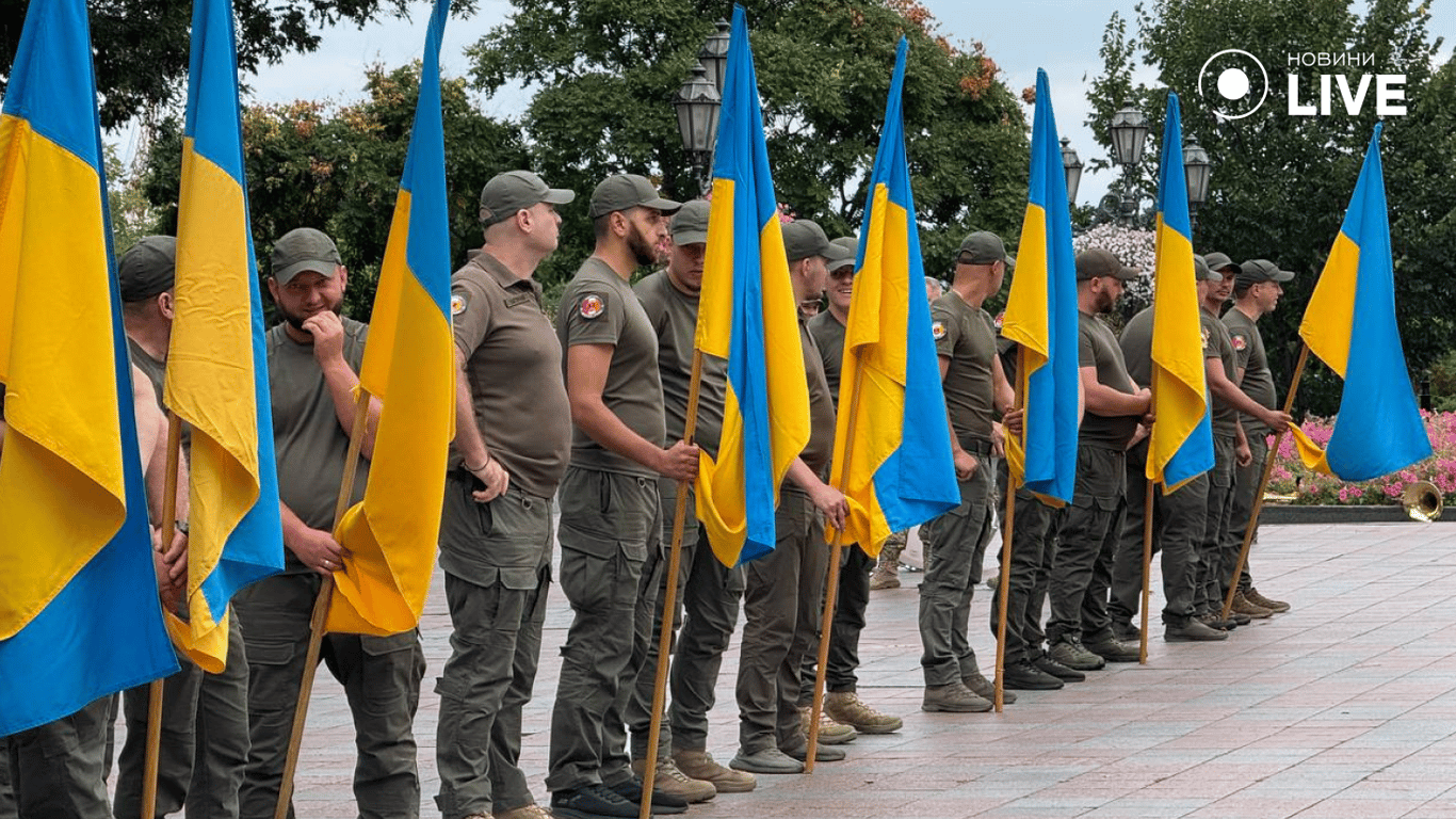 Одеса відзначила День прапора урочистим підняттям стяга — фото - фото 7