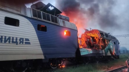 РФ атакувала залізницю на Дніпропетровщині: постраждали локомотиви - 290x166