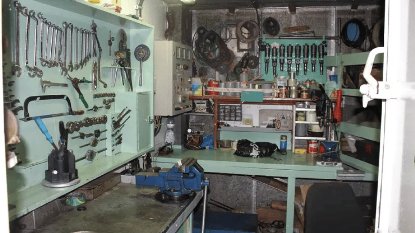 Одеський порт виставив на продаж судно "Адмірал Де Рибас" — скільки планують вторгувати - фото 4