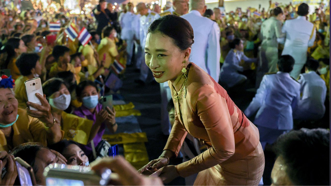 Принцесса Таиланда Баджракитиябха остается в коме
