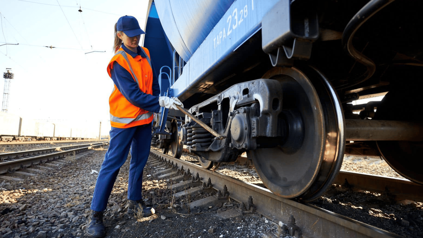 Укрзалізниця обновила рекорд грузовых перевозок в марте