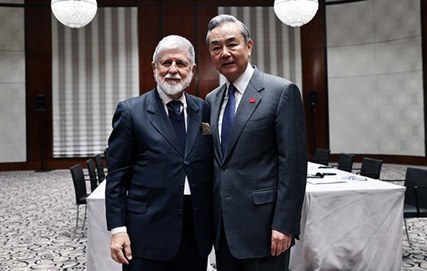 Зустріч представників Китаю та Бразилії