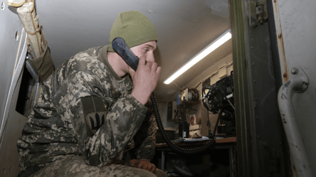 В полку "Азов" потрібні зв'язківці — що потрібно робити та скільки платитимуть - 290x160
