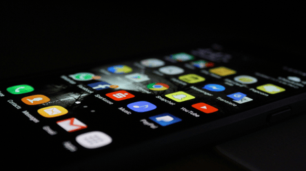 Нові iPhone в Україні — що буде з цінами та коли краще купувати - 285x160