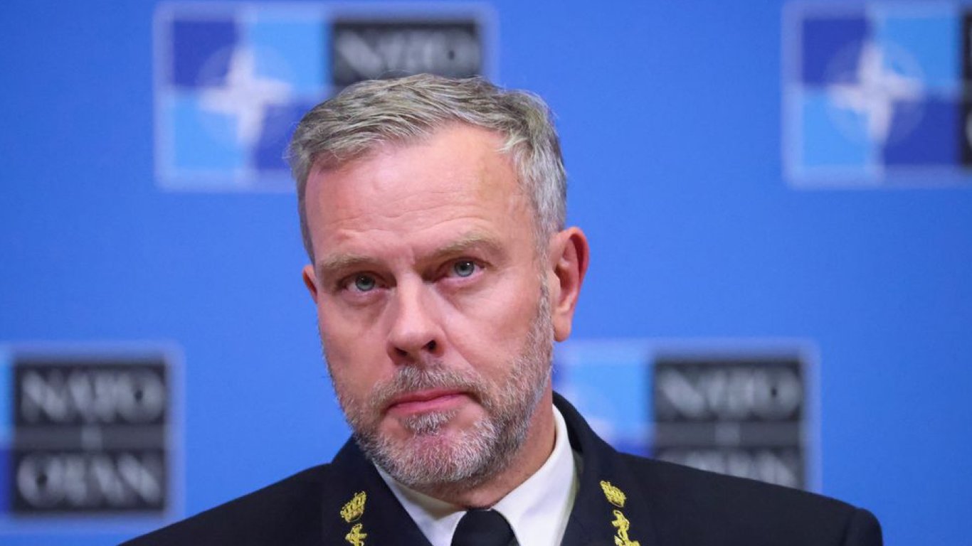 Адмирал Роб Бауэр призвал членов Альянса перейти к военной экономике