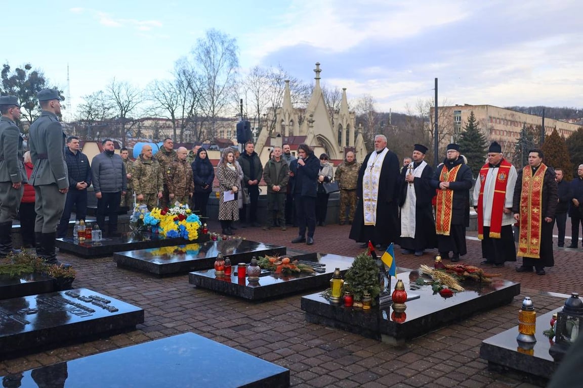 бій під Крутами