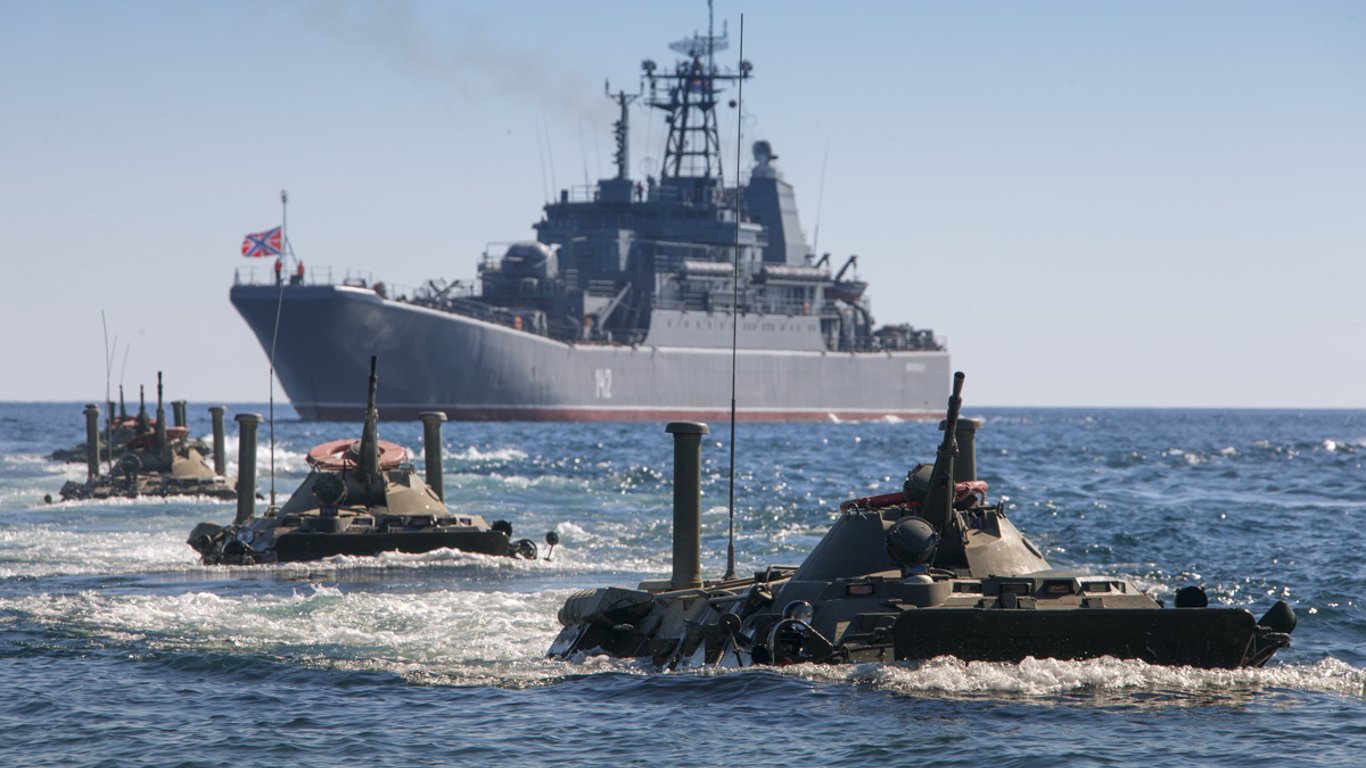 Черноморский флот РФ возобновил боевое патрулирование с "Калибрами"