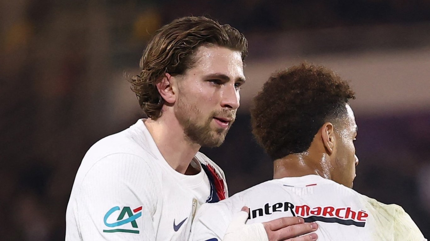 После неудачных матчей Забарного его трансферная стоимость снова снизилась