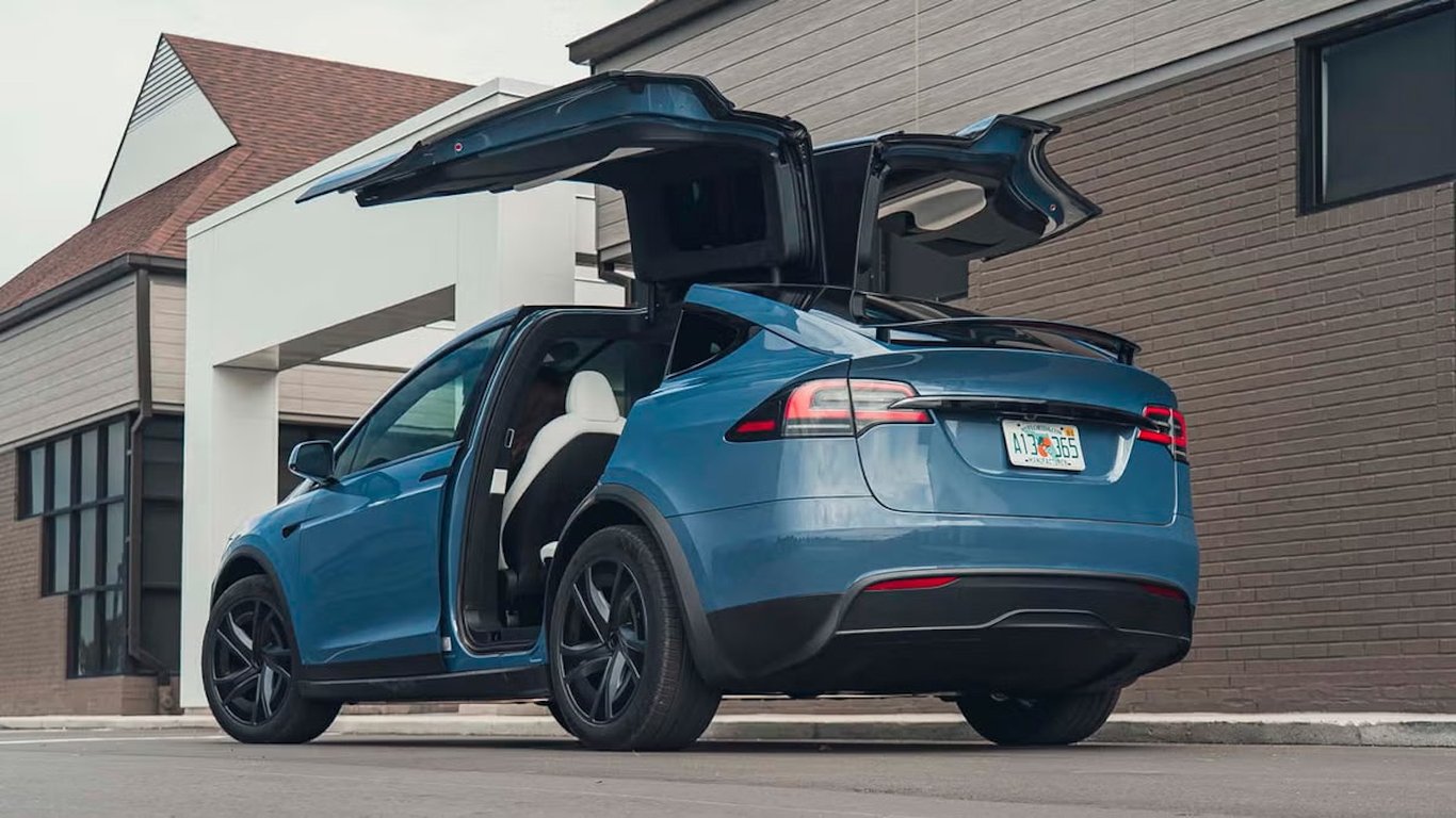 Почему электромобиль может потерять за ночь до 10% заряда