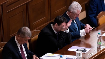 Прем'єр Чехії поставив крапку в дискусії про літаки для України - 285x160