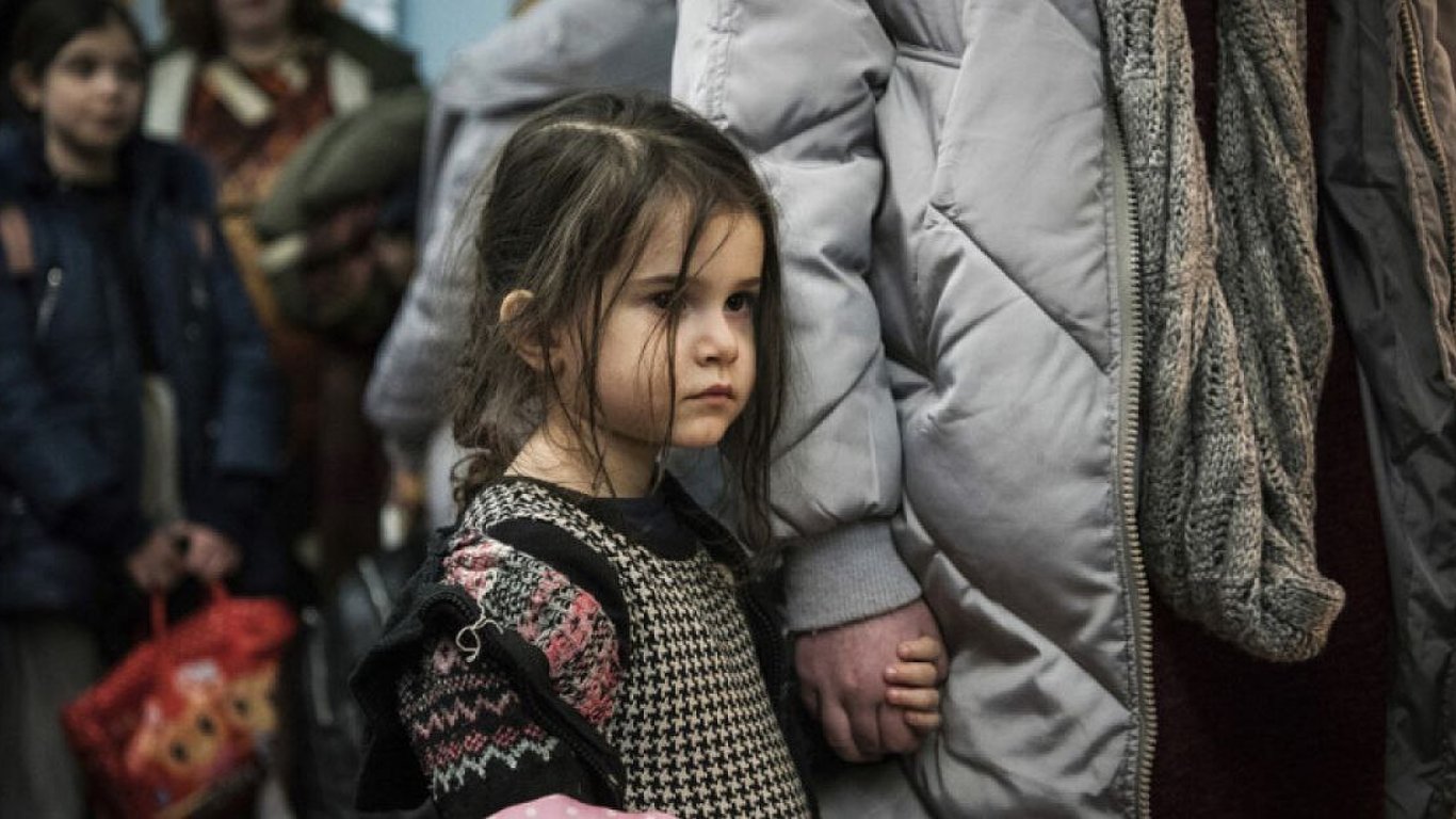 Как украинцам оформить статус ребенка войны — список необходимых документов