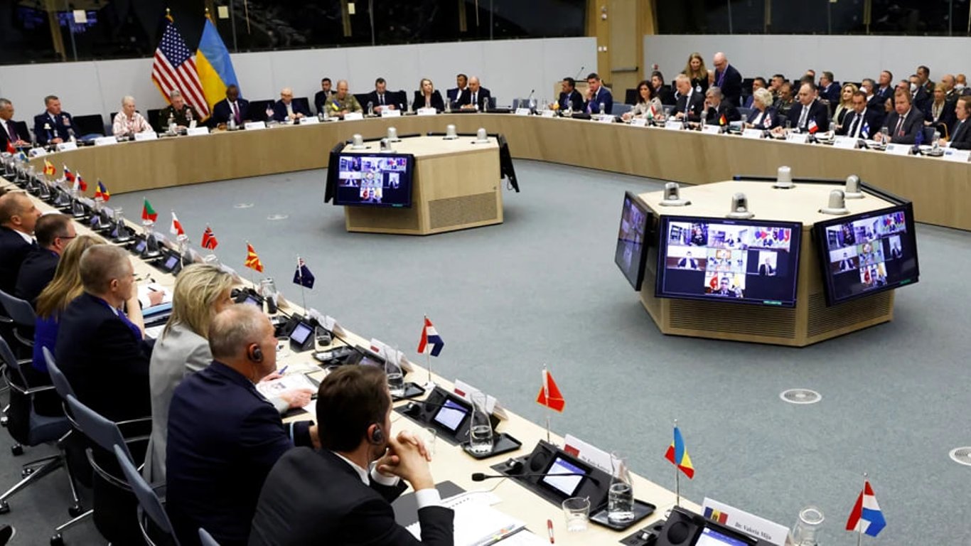 Заседание Рамштайна — сколько процентов обещанной помощи получила Украина