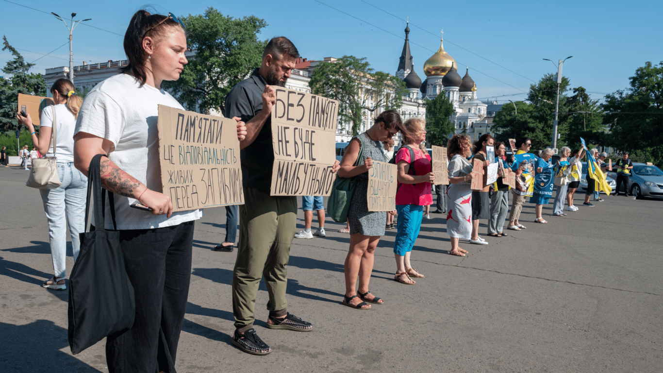 В Одесі вшанували полеглих героїв — фоторепортаж з акції - фото 1