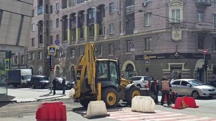 У Харкові тролейбуси змінили маршрут, а станції метро виходи - 290x166