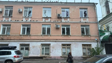У Києві внаслідок атаки РФ пошкоджено медзаклад на Печерську - 290x160