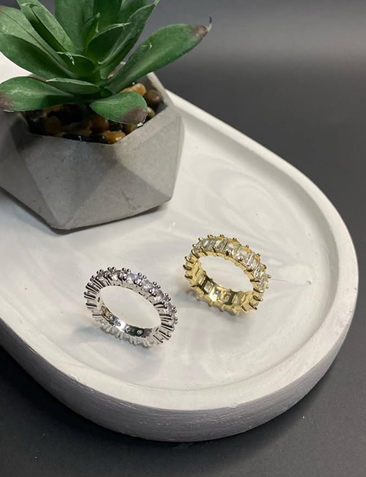 Трендові прикраси сезону