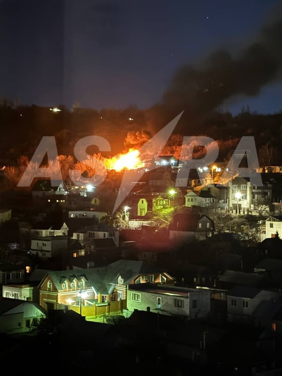 Атака безпілотників на Енгельс: у місті зафіксовано вибухи