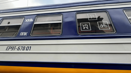 3000 вольт под вагонами — УЗ отреагировала на "лайфхак" курильщиков - 285x160