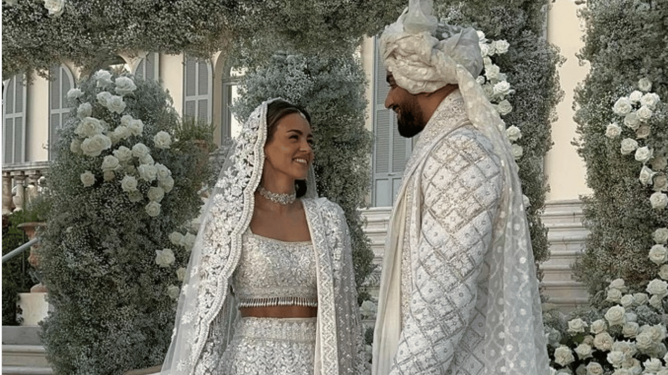 Индийский миллиардер женился на Лазурном побережье.