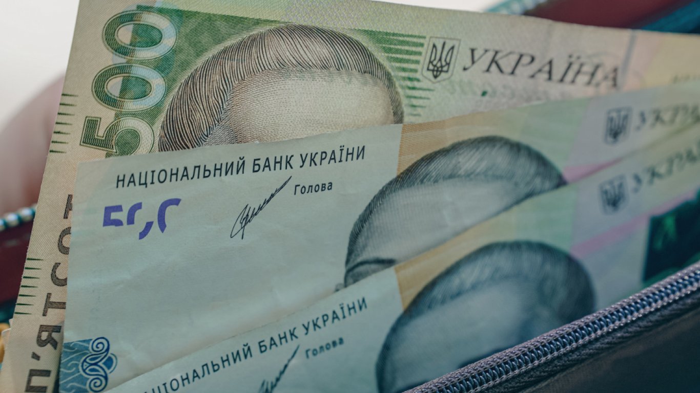 Виплати ВПО затримують — коли перерахують допомогу в 3 тис. грн