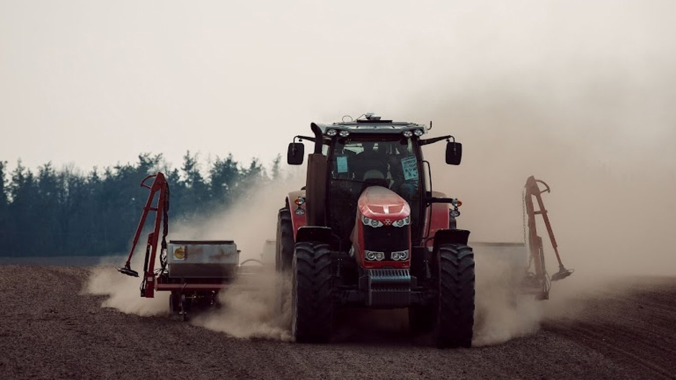 Оккупационная администрация Запорожской области заставляет фермеров сдавать зерно