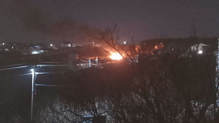 Взрывы в Донецкой области — соцсети пишут о повреждениях окон в домах - 285x160
