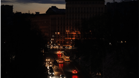 У Дніпрі й області аварійні відключення світла — графіки не діють - 285x160