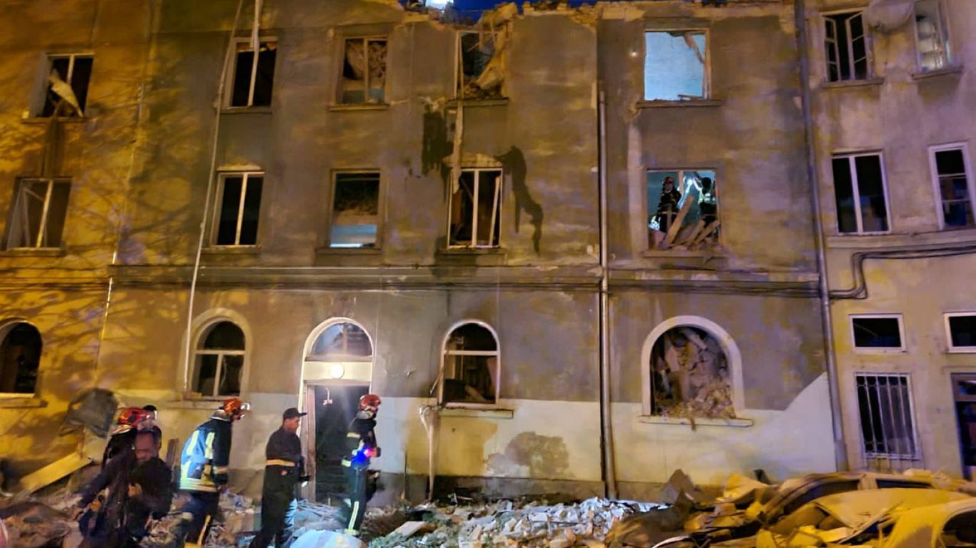Ночная атака на Львов: количество жертв и пострадавших растет