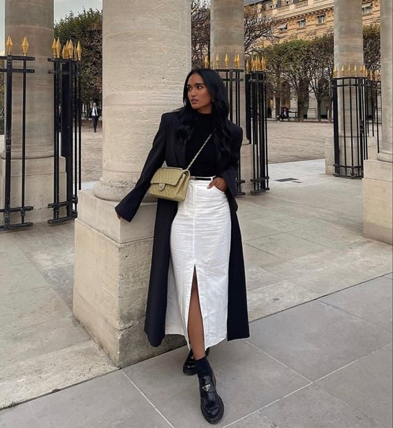 Белая костюмная юбка макси