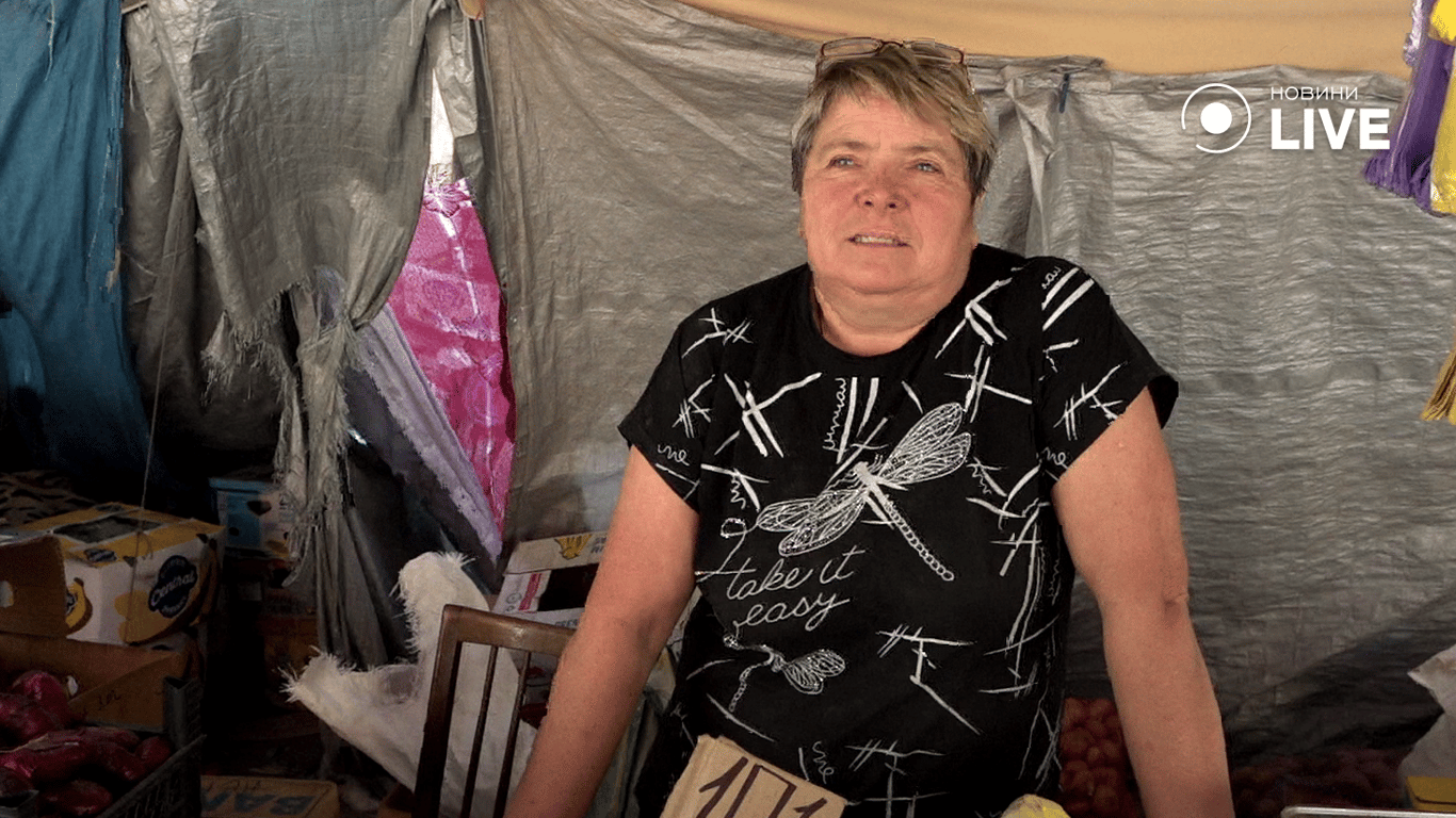 Продавчиня