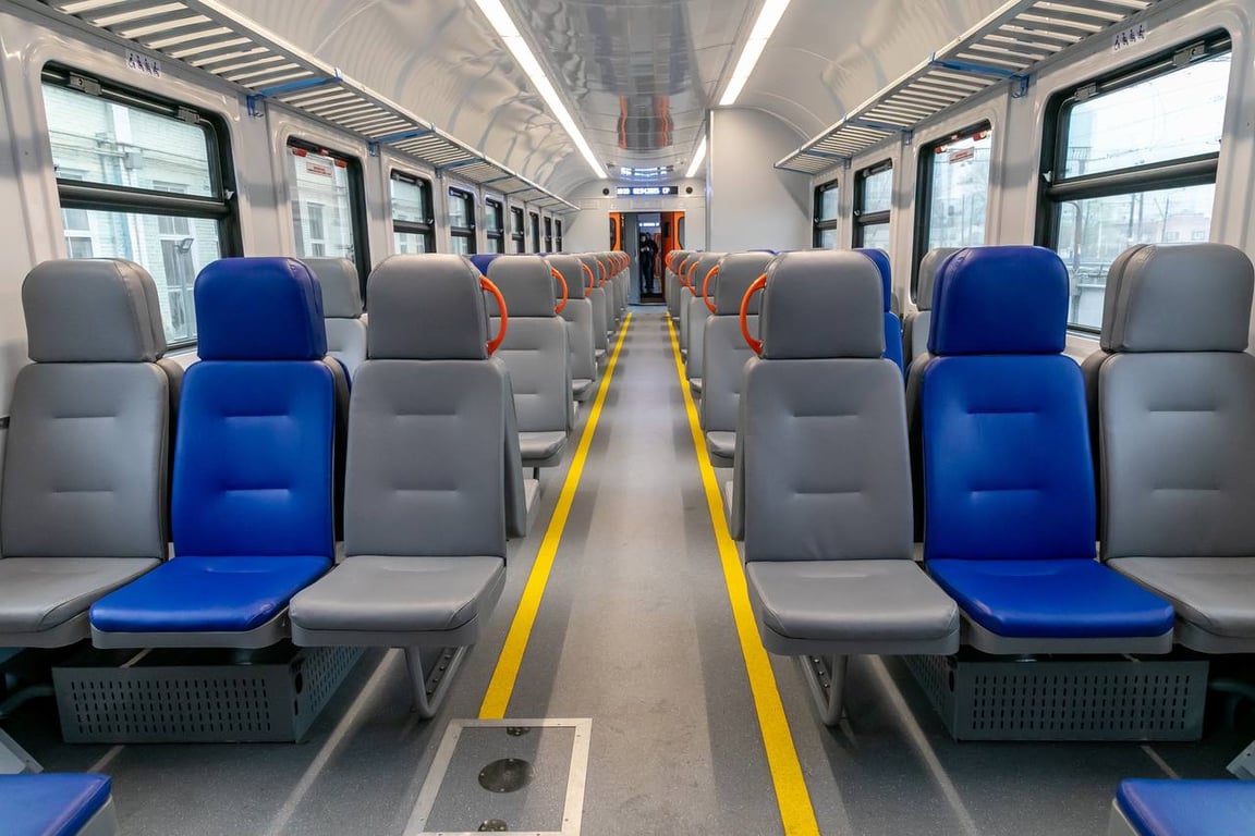 Укрзалізниця анонсувала модернізований електропоїзд - фото 2