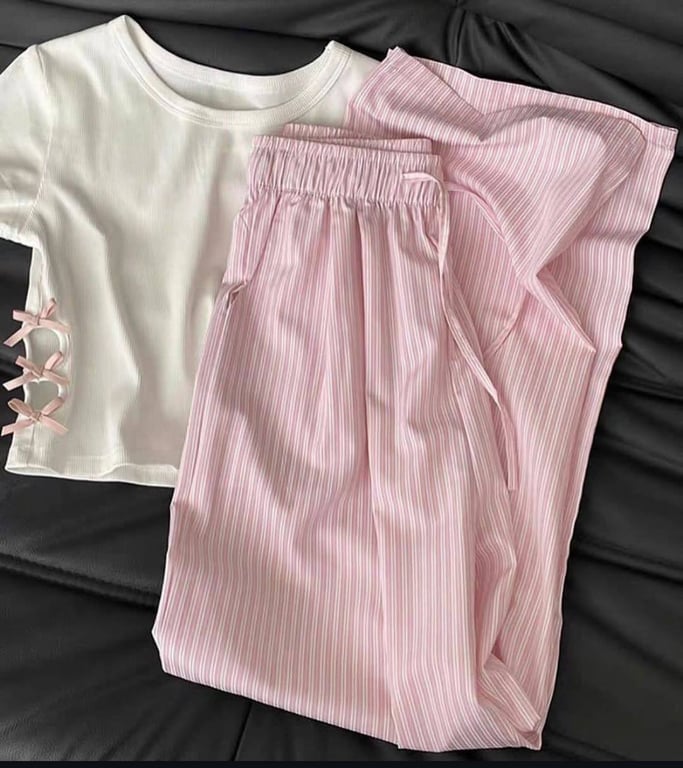 Піжамні штани - ідеальні для прогулянки містом